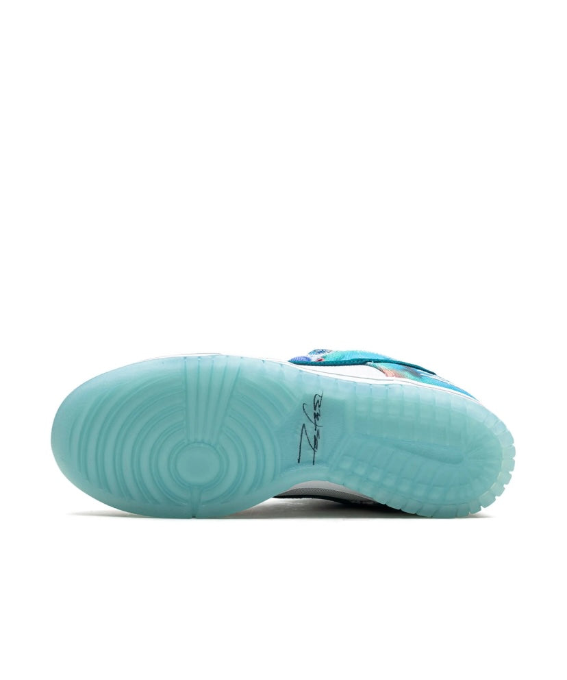 Nike Dunk Low SB X Futura Laboratories “Bleached Aqua”