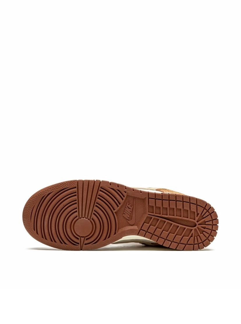 Nike Dunk Low PRM “Medium Curry”