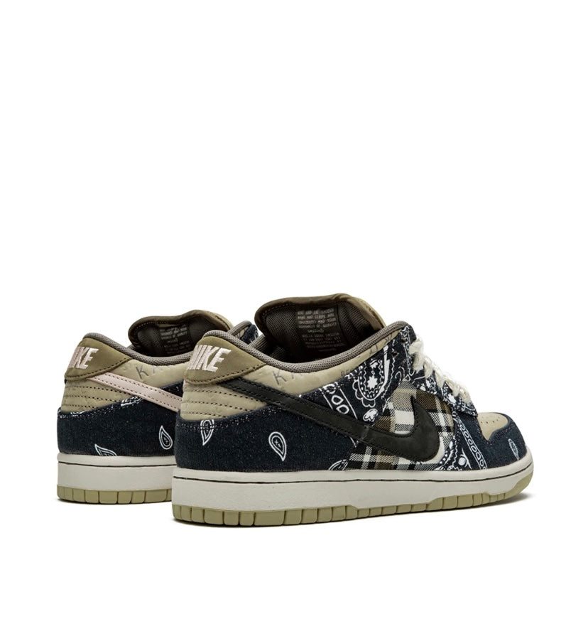 Nike x Travis Scott SB Dunk Low