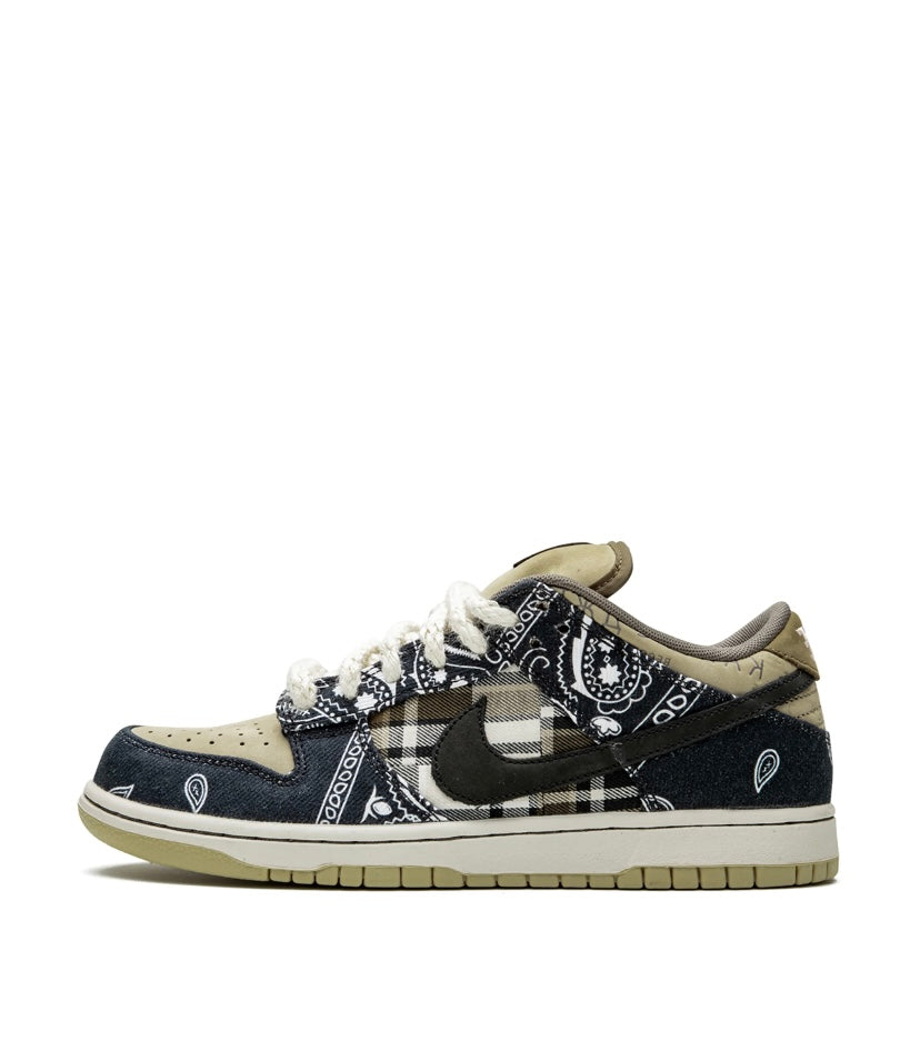 Nike x Travis Scott SB Dunk Low